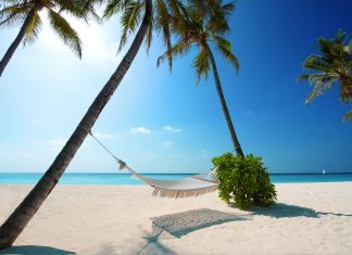Sejur Maldive (9 nopti de cazare + mic dejun + zboruri) – 708 euro/ persoana Maldive
